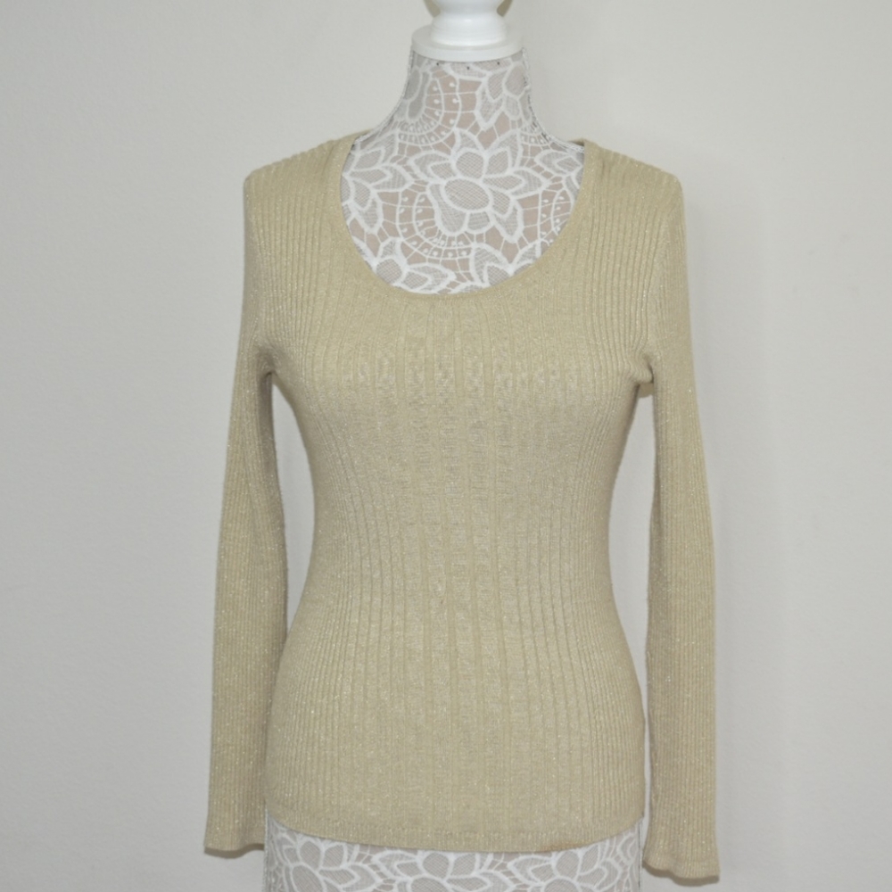 212 Collection Gold Ribbed Sweater